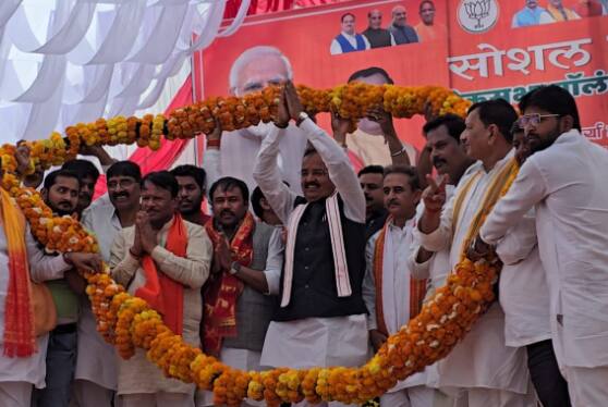 केशव प्रसाद मौर्य के पोस्ट पर कई लोगों ने सोशल मीडिया साइट X पर अपनी प्रतिक्रियाएं दी हैं.