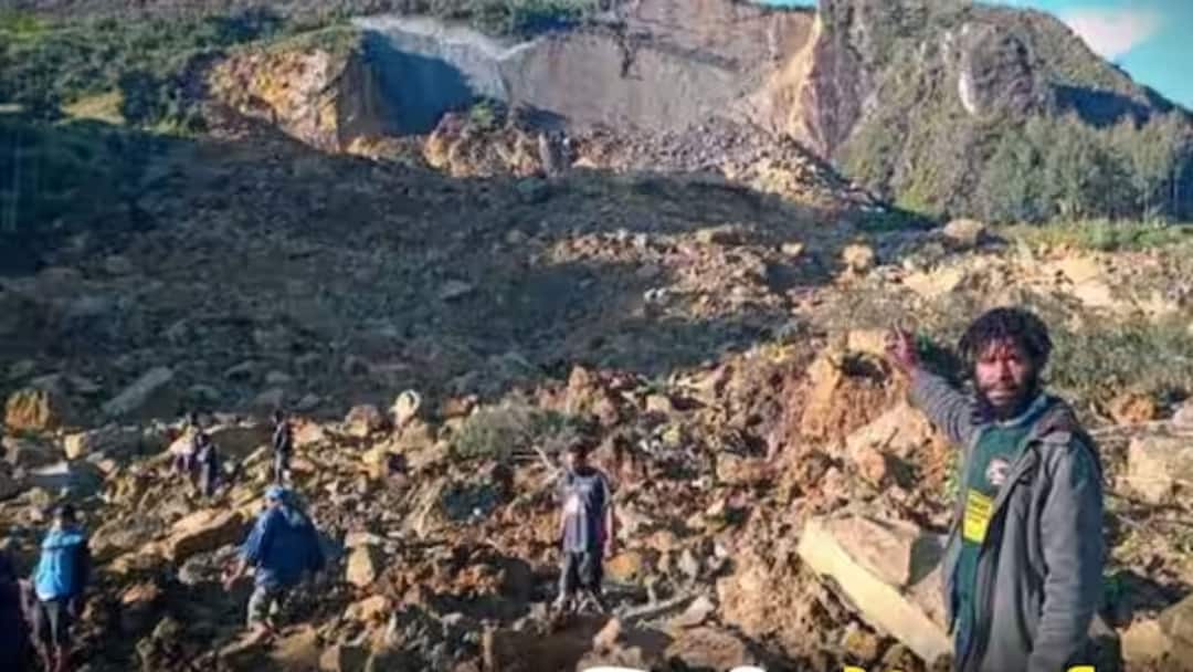Papua New Guinea: அதிகாலை 3 மணிக்கு மண்ணில் புதைந்த முழு கிராமம்.. இதுவரை 100 பேர் உயிரிழப்பு?