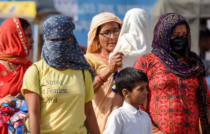 ਮੌਸਮ ਵਿਭਾਗ ਦਾ ਕਹਿਣਾ ਹੈ ਕਿ ਰਾਜਸਥਾਨ, ਪੰਜਾਬ, ਹਰਿਆਣਾ, ਦਿੱਲੀ ਅਤੇ ਪੱਛਮੀ ਉੱਤਰ ਪ੍ਰਦੇਸ਼ ਦੇ ਕੁਝ ਹਿੱਸਿਆਂ ਵਿੱਚ ਹੀਟ ਵੇਵ ਕਰਕੇ ਭਿਆਨਕ ਗਰਮੀ ਪੈਣ ਦੀ ਸੰਭਾਵਨਾ ਹੈ।