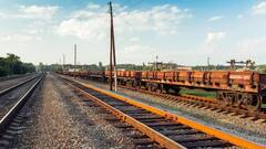 इस चीज को नहीं भरा तो ट्रेन लेट होने के बाद नहीं मिलेगा पूरा रिफंड, जान लें अपने काम की ये बात