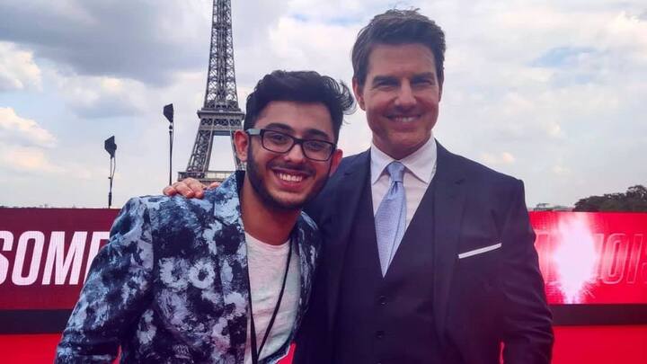 তারপর ভিডিয়ো গেম থেকে রোস্টিং ভিডিয়ো বানাতে শুরু করেন ক্যারি মিনাটি, চ্যানেলের নাম দেব 'ক্যারিদেওল'। আরও পরে নাম বদলে হয় 'ক্যারি মিনাটি'। আর এই রোস্টিংয়ের মাধ্যমেই জনপ্রিয় হয়ে ওঠেন অজয় নাগর।