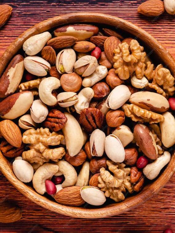 ये ड्राई फ्रूट्स बिना भिगोए नहीं खाने चाहिए