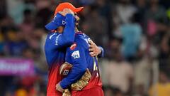 कार्तिक के रिटायरमेंट पर कोहली का बड़ा खुलासा, बताया किस तरह मुश्किल वक्त में दिया था साथ