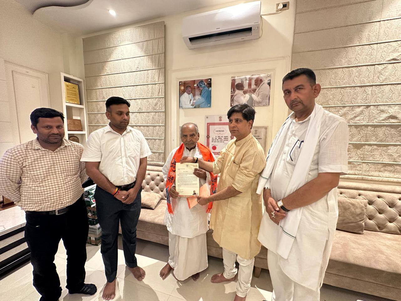 Lok Sabha Elections 2024: Before voting in Varanasi, PM Modi wrote a special message to the people of Kashi, know what he asked for