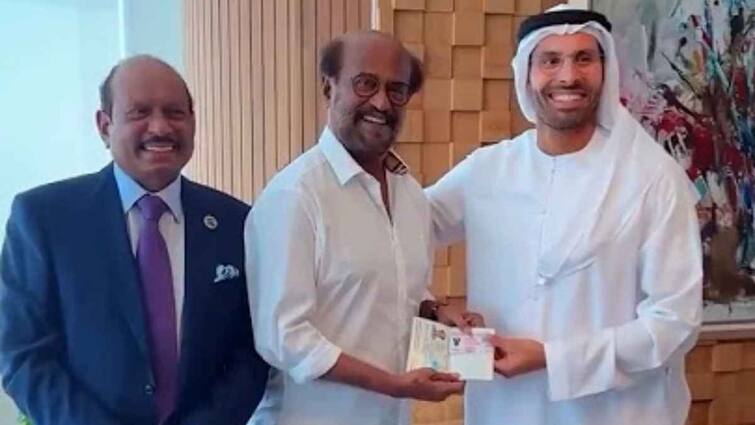 Super Star Rajinikanth Receives A Golden Visa from UAE Govt Rajinikanth: తమిళ సూపర్‌స్టార్‌ రజనీకాంత్‌కు అరుదైన గౌరవం, గోల్డెన్‌ వీసా అందించిన యూఏఈ సర్కార్