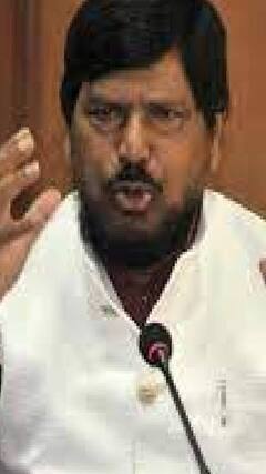 Election 2024: डोंबिवली ब्लास्ट मामले पर रामदास अठावले का बयान | abpnewsshorts