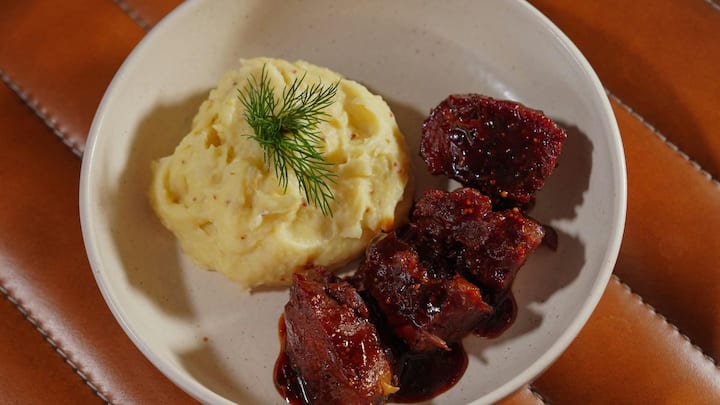 Creamy Garlic Mashed Potatoes: உருளைக்கிழங்கு பிடிக்கும் என்பவர்களுக்கு இந்த உணவு மிகவும் பிடிக்கும்.