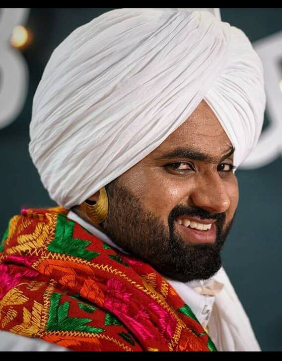 ਪੰਜਾਬੀ ਗਾਇਕ ਨੇ ਪ੍ਰੇਮਿਕਾ ਨਾਲ ਮਿਲ ਕੀਤਾ ਘਿਨੌਣਾ ਕੰਮ, FIR ਦਰਜ