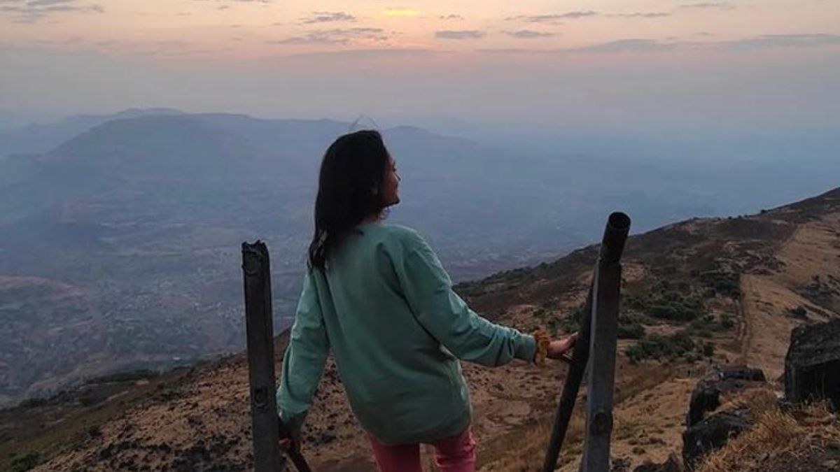 Travel : कुछ तुफानी करेंगे..! महाराष्ट्रातील 'ही' ठिकाणं Adventure ट्रेकिंगसाठी बेस्ट, इथलं निसर्गसौंदर्य स्वर्गापेक्षा कमी नाही.