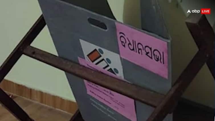 Odisha Elections 2024 BJP MLA Breaks EVM Attacks Polling Officer Voter Turnout 61 Percent BJD Lok Sabha Elections 2024 Odisha Election: BJP MLA Breaks EVM, Attacks Polling Officer. Voter Turnout Reaches Nearly 61%