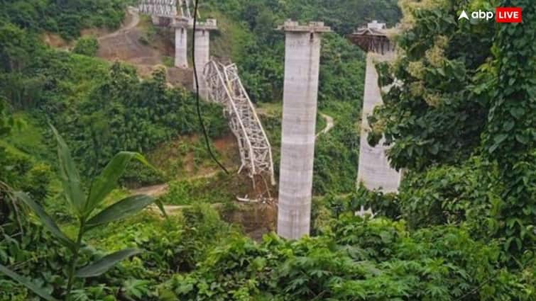स्टील गेट से लेकर बोल्ट तक हो रहे चोरी, रेलवे के इस प्रोजेक्ट पर लगा ‘चोर ग्रहण’ स्टील गेट से लेकर बोल्ट तक हो रहे चोरी, रेलवे के इस प्रोजेक्ट पर लगा ‘चोर ग्रहण’