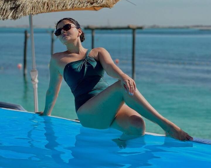 જો આપણે નાના પડદાની પ્રખ્યાત અભિનેત્રીઓની વાત કરીએ તો તેમાં રૂબીના દિલેકનું નામ ચોક્કસપણે સામેલ થશે. રૂબીના તેના અદ્ભુત અભિનય અને સુંદરતા માટે જાણીતી છે.