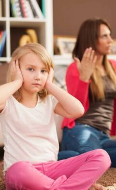 Parenting Tips: माता-पिता का ऐसा बर्ताव बर्बाद कर सकता है बच्चों का मेंटल हेल्थ