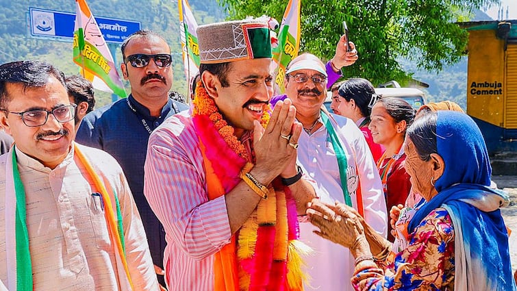 Vikramaditya Singh Kangana Ranaut Mandi Lok Sabha constituency Lok Sabha election 2024 'Politics Not A Part-Time Job, Kangana Will Pack Her Bags On June 4': Cong's Vikramaditya Singh Slams Rival