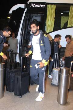 Photos: टी20 विश्व कप के लिए टीम इंडिया का पहला बैच रवाना, साथ नहीं गए विराट कोहली, देखें तस्वीरें