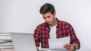 बैंकिंग सेक्टर में नौकरी पाने के लिए इन टिप्स को करें फॉलो, ये काम है सबसे जरूरी