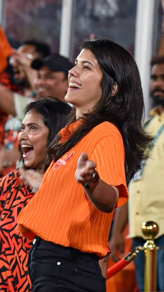 हैदराबादच्या विजयाने काव्याचा आनंद गगनात मावेना