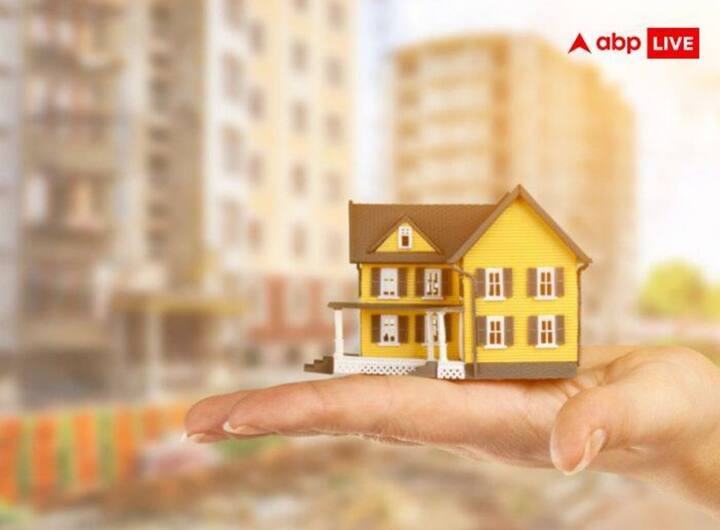 बँक ऑफ इंडियादेखील गृहकर्जावर व्याज घेत. हे व्याज 8.40 टक्क्यांपासून ते 10.85 टक्क्यांपर्यंत असू शकते. कर्जफेडीचा कालावधी आणि कर्जाच्या माध्यमातून घेतलेली रक्कम या बाबी लक्षात घेऊन हा व्याजदर बदलू शकतो.