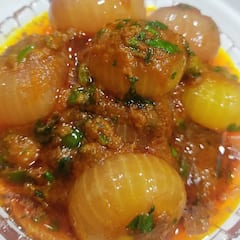 Rajasthani Recipe: गर्मी में खूब खाना चाहिए प्याज, इसके लिए बनाएं टेस्टी प्याज की सब्जी