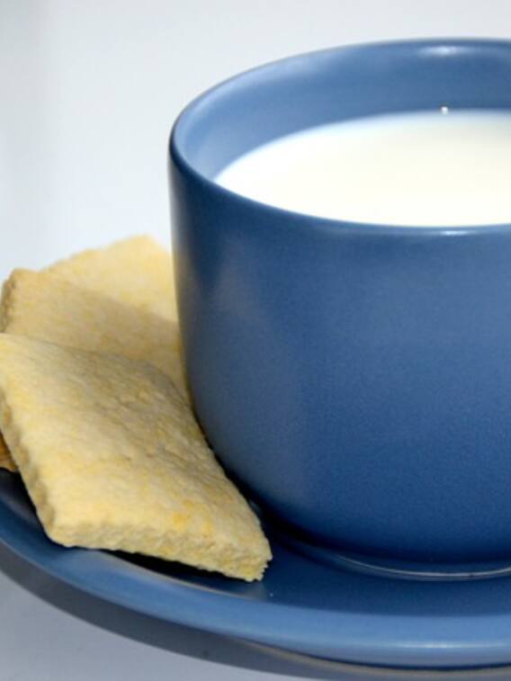 मक्खन में फैट ज्यादा होता है या दूध में