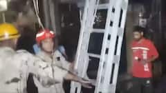 दिल्ली में बेबी केयर सेंटर के बाद कृष्णा नगर की बिल्डिंग में भी आग लगने से 3 की मौत, 10 घायल