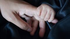 Parenting Tips: মা-বাবার কাছেই প্রাথমিক শিক্ষা, অভিভাবকের আচরণই সন্তানের ভবিষ্যৎ ঠিক করে দেয়