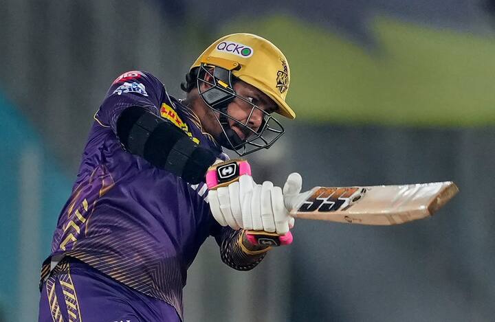 The 35-year-old now needs only 18 runs to cross the 500-run mark.