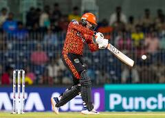 IPL 2024 में इन 6 बल्लेबाजों ने जड़े सबसे ज्यादा सिक्स, 42 छक्कों के साथ अभिषेक शर्मा पहले नंबर पर