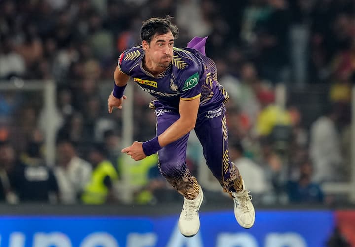 फाइनल में हारने वाली टीम को भी मोटी रकम मिलेगी. केकेआर या एसआरएच में से फाइनल में हारने वाली टीम को 13 करोड़ रुपए मिलेंगे.