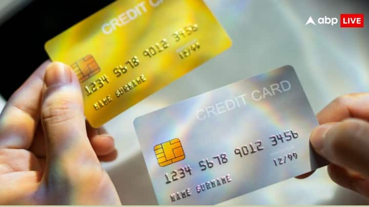 Business Credit Card : भारत में अब बहुत से लोग बिजनेस क्रेडिट कार्ड भी बनवा रहे हैं. क्या होता है बिजनेस क्रेडिट कार्ड से फायदा. कैसे बनवाया जाता है. चलिए जानते हैं इसकी प्रक्रिया.