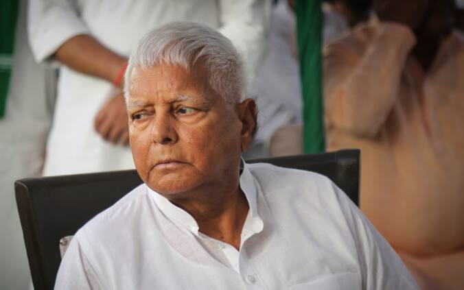 बिहार के पूर्व सीएम ने कहा, आपने गंगा सफ़ाई की बात की? उसका क्या हुआ? बल्कि गंगा मैया को पहले से अधिक प्रदूषित कर दिया है। किसी पत्रकार ने नहीं पूछा?