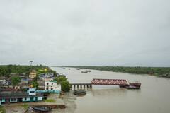 Remal Cyclone Update: ফুঁসছে নদী, বাড়ছে হাওয়ার দাপট! রেমাল-বিপদ রুখতে সুন্দরবনে তুঙ্গে প্রস্তুতি