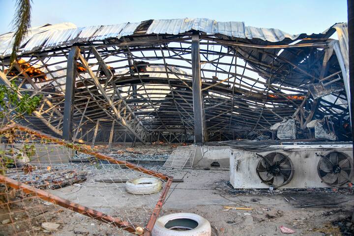 આ ઉપરાંત હાઈકોર્ટે  અમદાવાદ, વડોદરા, સુરત, રાજકોટ સહિત અન્ય મહાનગરપાલિકાઓ તેમજ રાજ્ય સરકાર પાસે ગેમઝોનના નિયમો અને ફાયર નિયમો અંગે એક જ દિવસમાં ખુલાસો કરવાનો નિર્દેશ આપ્યો છે.