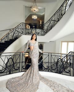 कौन हैं आरजे करिश्मा, जिन्होंने वीडियोज की दुनिया से निकलर कान्स के रेड कार्पेट पर दिखाए जलवे, पॉपुलैरिटी में देती हैं स्टार्स को टक्कर