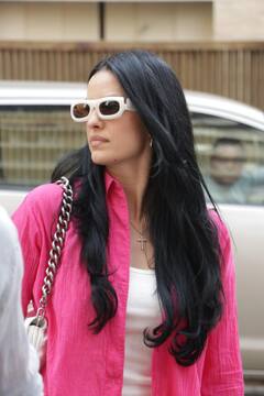 In Pics: బాయ్ ఫ్రెండ్‌తో హార్థిక్ భార్య నటాషా - మీడియాకు చిక్కిన జంట, విడాకులు నిజమేనా?