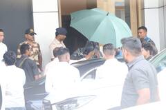 KKR को सपोर्ट करने फैमिली संग चेन्नई रवाना हुए शाहरुख खान, सुहाना की बेस्टी अनन्या भी साथ आईं नजर, देखिए तस्वीरें