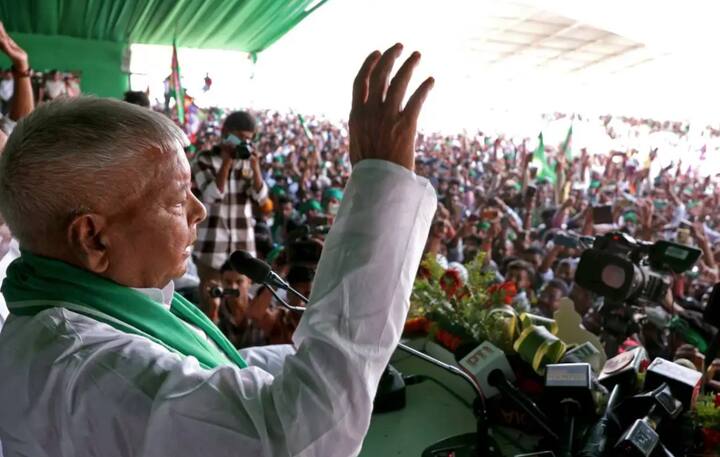 लालू ने कहा, कोई नोटबंदी का ज़िक्र नहीं कर रहा? ना ही इसके फायदे पूछ रहा है?