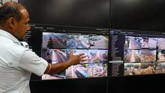 Cyclone Remal Effect:  রেমালের প্রভাবে প্রবল ঝড়-বৃষ্টি,  কলকাতা-সল্টলেকে গাছ ভেঙে বিপত্তি, হাঁটুজলে ভোগান্তি যাত্রীদের..