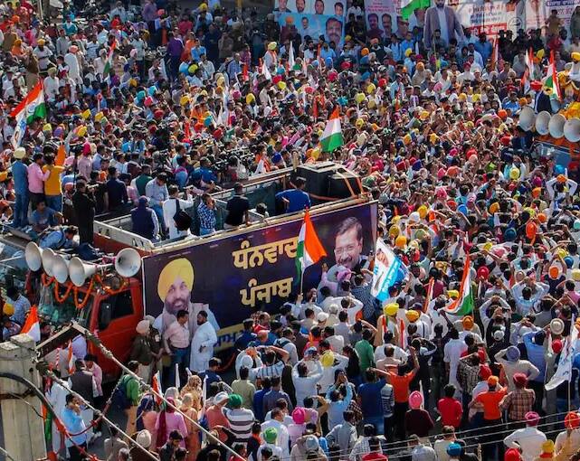 Lok Sabha Election 2024 Raghav Chadha and Arvind kejriwal road show in jalandhar and ludhiana Lok Sabha Election 2024: ਅੱਜ ਪੰਜਾਬ 'ਚ ਕੇਜਰੀਵਾਲ ਅਤੇ ਰਾਘਵ ਚੱਢਾ ਦਾ ਰੋਡ ਸ਼ੋਅ, AAP ਦੇ ਇਨ੍ਹਾਂ ਉਮੀਦਵਾਰਾਂ ਲਈ ਮੰਗਣਗੇ ਵੋਟ