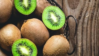 इस गर्मी एक कीवी हर रोज जरूर खाएं मिलेंगे शरीर को गजब के फायदे, जानें खाने का सही वक्त