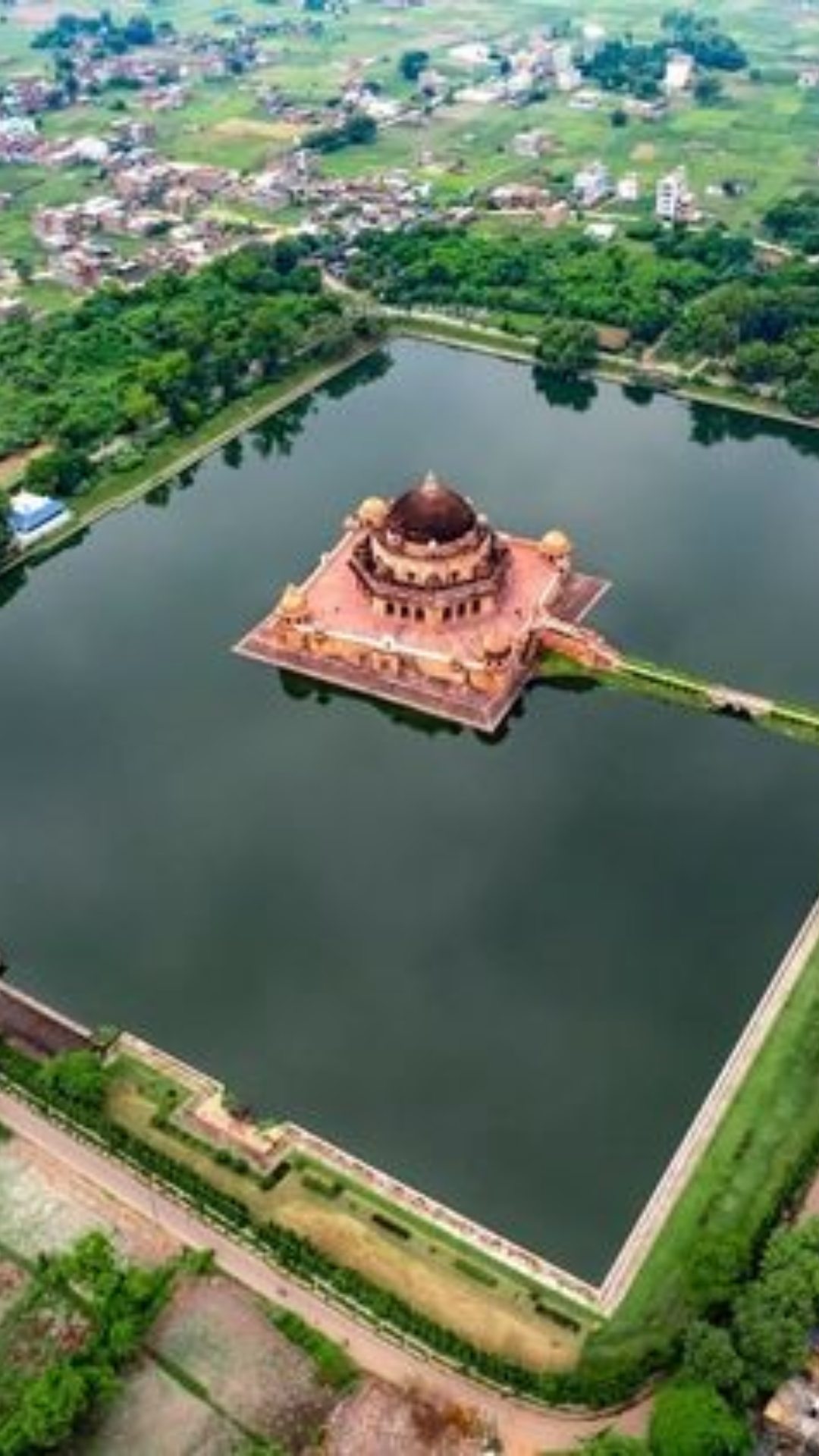 लेकिन, शेर शाह सूरी मकबरा