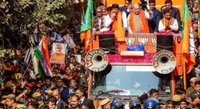 लेकिन, सातों सीटों पर पुन: जीत का दावा करने वाली भाजपा की मुसीबत तब बढ़ सकती है जब चुनाव नतीजों और सांसदों की लोकसभा में होने वाले शपथ ग्रहण के बीच महापौर चुनाव होता है. ऐसी स्थिति में ये सांसद वोट नहीं कर पाएंगे.