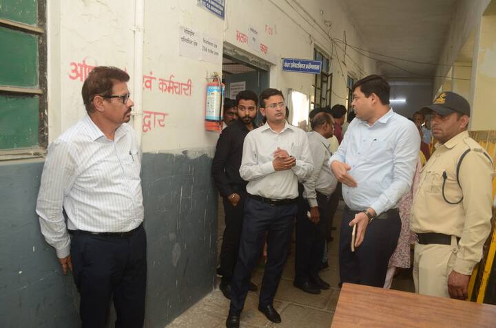 4 जून को देशभर के साथ-साथ उज्जैन संभाग की उज्जैन आलोट, रतलाम, मंदसौर और देवास लोकसभा सीट पर भी मतगणना होगी. इसे लेकर जिला निर्वाचन अधिकारियों ने भारत निर्वाचन आयोग द्वारा किए जा रहे दिए गए सभी आवश्यक इंतजाम कर लिया है.