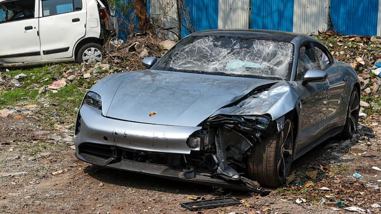 Pune Porsche Crash Case 2 Doctors arrested evidence Manipulation Blood Sample found in dustbin Pune Car Crash: 2 Doctors Held For 'Manipulating Evidence' As Teen Driver's Blood Sample 'Found In Hospital Dustbin'