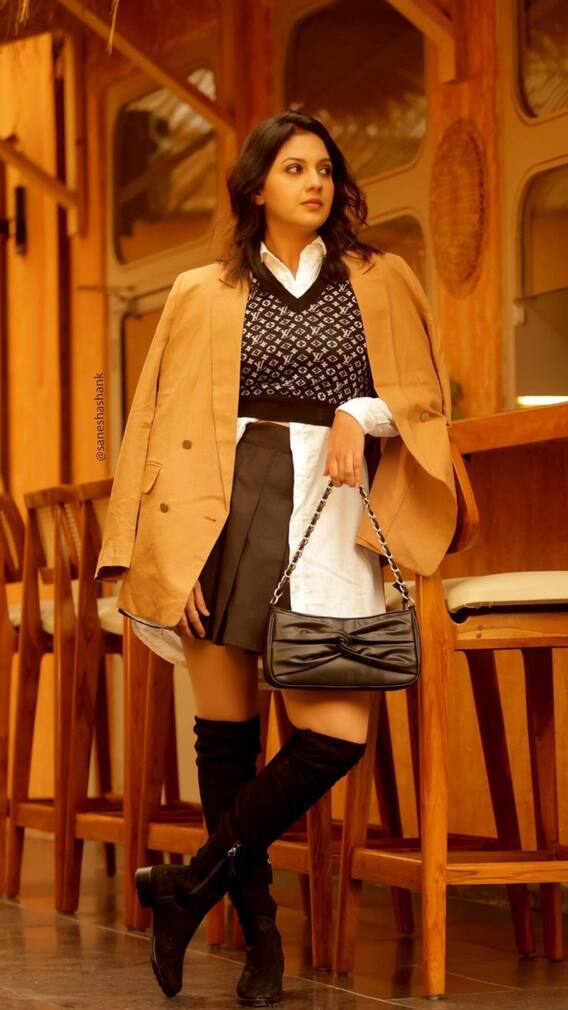 तेजश्री प्रधानचा वेस्टर्न लुक पाहिलात का?