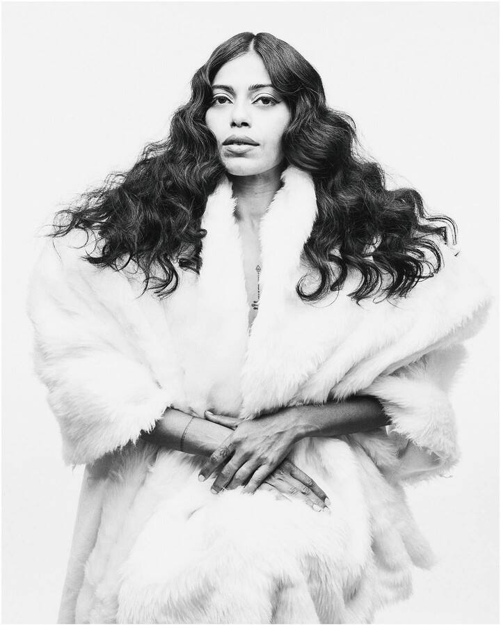 अनेक स्टार्स कान्स फिल्म फेस्टिव्हलमध्ये सहभागी होत आहेत. यावेळी स्पर्धेत भारतीयांचाच दबदबा पाहायला मिळत आहे.