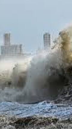 'रेमल' तूफान से शहर की सड़कें बनी तालाब! | Cyclone Remal