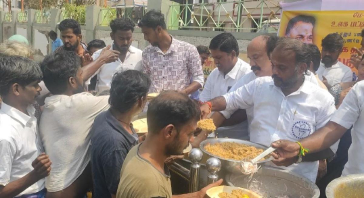 எம்ஜிஆருக்கு பிறகு தமிழகத்தை ஆளக்கூடிய தகுதி விஜய்க்கு மட்டுமே உள்ளது  - தவெக செந்தில்குமார்