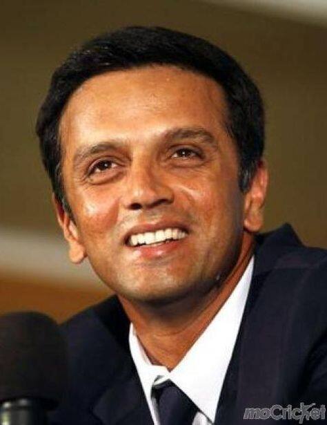 ਇਸ ਤੋਂ ਬਾਅਦ BCCI ਇਸ ਅਹੁਦੇ 'ਤੇ ਨਵੇਂ ਕੋਚ ਦੀ ਤਾਜਪੋਸ਼ੀ ਕਰੇਗਾ। ਹਾਲਾਂਕਿ ਮੁਸ਼ਕਲ ਇਹ ਹੈ ਕਿ ਟੀਮ ਇੰਡੀਆ ਦਾ ਨਵਾਂ ਕੋਚ ਕੌਣ ਹੋਵੇਗਾ, ਇਸ ਬਾਰੇ ਕੋਈ ਨਹੀਂ ਜਾਣਦਾ।