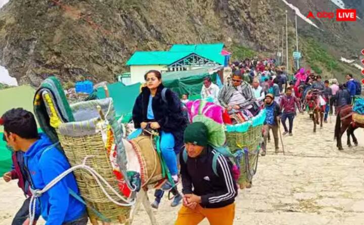 ਇਸ ਸਭ ਦੇ ਕਾਰਨ ਚਾਰਧਾਮ ਯਾਤਰਾ 'ਤੇ ਜਾਣਾ ਖਾਸ ਕਰਕੇ ਬਜ਼ੁਰਗਾਂ ਲਈ ਠੀਕ ਨਹੀਂ ਹੈ। ਜੇਕਰ ਤੁਹਾਡੀ ਸਿਹਤ ਵਿਗੜਦੀ ਹੈ, ਤਾਂ ਤੁਹਾਨੂੰ ਉੱਥੋਂ ਬਾਹਰ ਜਾਣ ਲਈ ਘੱਟੋ-ਘੱਟ 4 ਤੋਂ 5 ਘੰਟੇ ਲੱਗਣਗੇ। ਹਾਲਾਂਕਿ ਪੁਲਿਸ ਹਰ ਜਗ੍ਹਾ ਮਦਦ ਕਰਨ ਲਈ ਤਿਆਰ ਹੈ, ਪਰ ਆਪਣੀ ਸਿਹਤ ਨੂੰ ਧਿਆਨ ਵਿੱਚ ਰੱਖਦੇ ਹੋਏ ਹੀ ਆਪਣੀ ਯਾਤਰਾ ਦੀ ਯੋਜਨਾ ਬਣਾਓ।